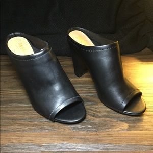 Mossimo Black 3.5” Mules